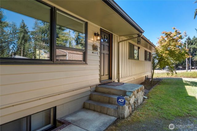 4803 Military Road E, Tacoma, WA 98446