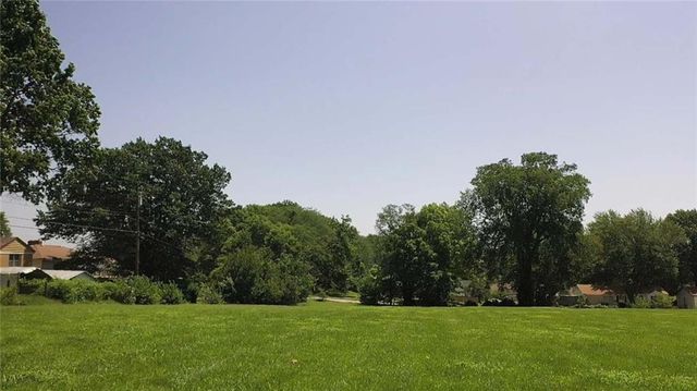 4508 S Crysler Avenue, Independence, MO 64055