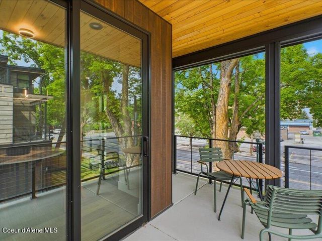 805 E SHERMAN AVE, Coeur D'alene, ID 83814