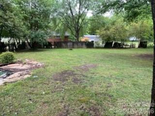 2328 Toddville Road, Charlotte, NC 28214