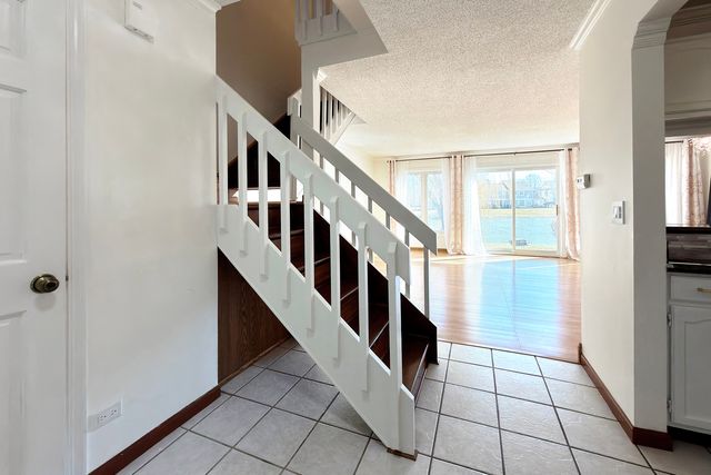 388 Kildeer Lane, Deerfield, IL 60015