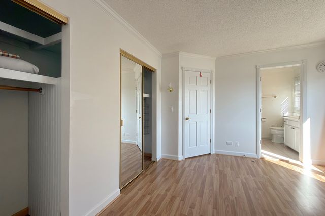 388 Kildeer Lane, Deerfield, IL 60015