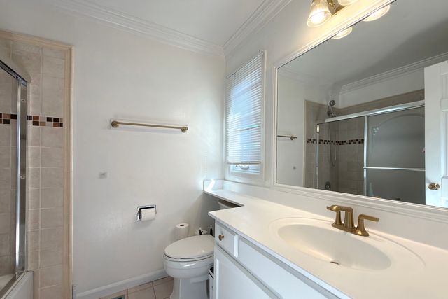 388 Kildeer Lane, Deerfield, IL 60015