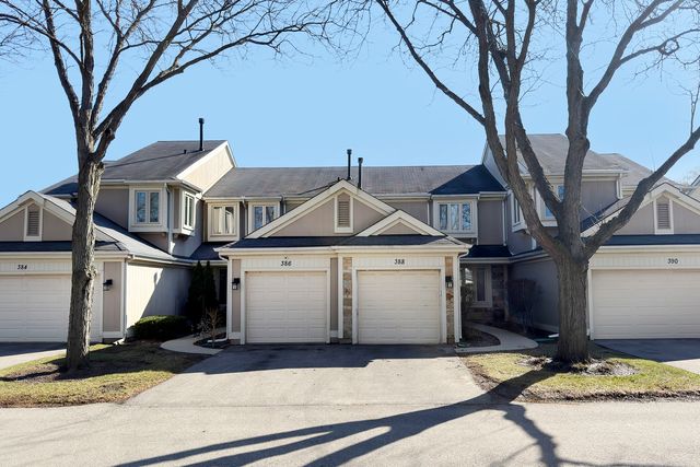 388 Kildeer Lane, Deerfield, IL 60015