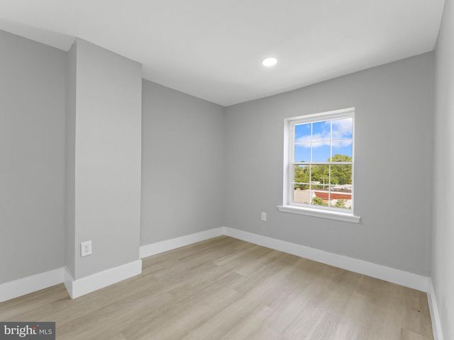 121 N 6TH ST, Darby, PA 19023