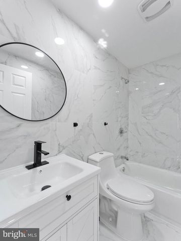 121 N 6TH ST, Darby, PA 19023