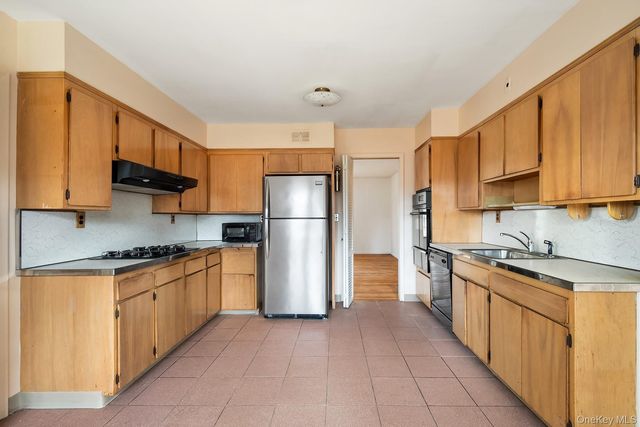 705 Ardsley Road, Scarsdale, NY 10583