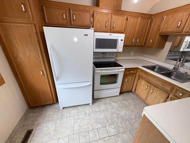 3888 Gibraltar Trail, Eagan, MN 55123