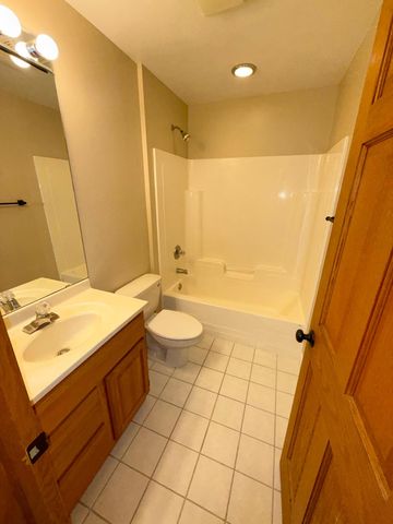 3888 Gibraltar Trail, Eagan, MN 55123
