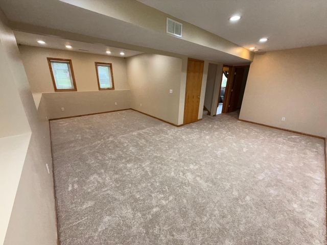 3888 Gibraltar Trail, Eagan, MN 55123