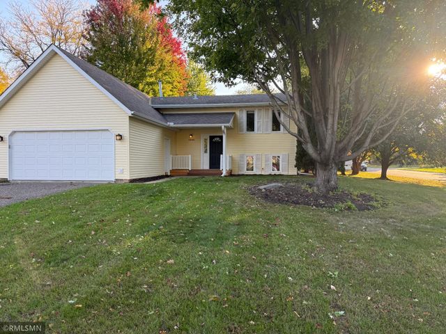 3888 Gibraltar Trail, Eagan, MN 55123