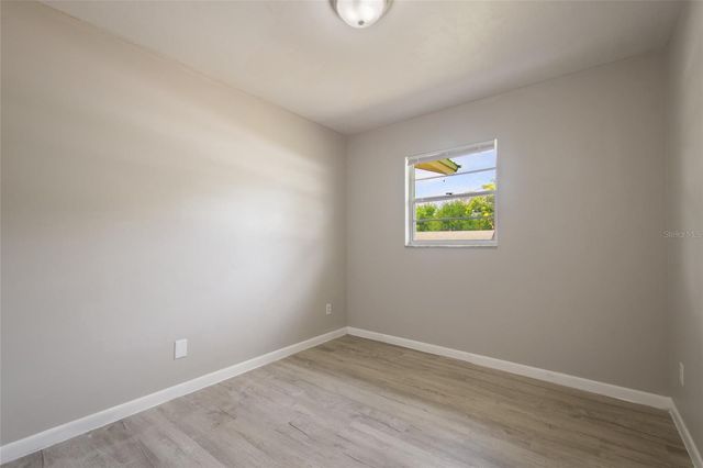 111 AMIGOS ROAD, Debary, FL 32713
