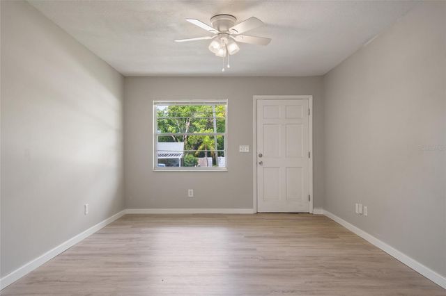 111 AMIGOS ROAD, Debary, FL 32713