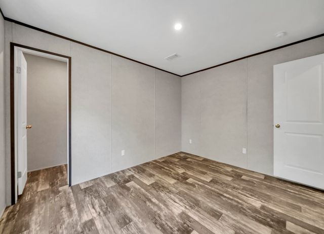 290 Lee Ann Lane, Defuniak Springs, FL 32433