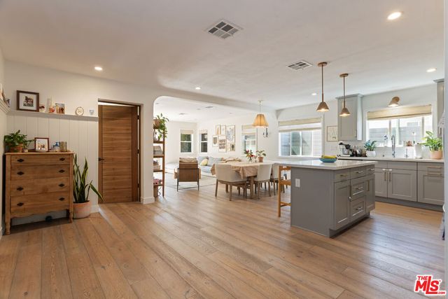 4114 Edenhurst Avenue, Los Angeles, CA 90039
