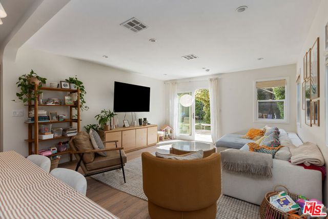 4114 Edenhurst Avenue, Los Angeles, CA 90039