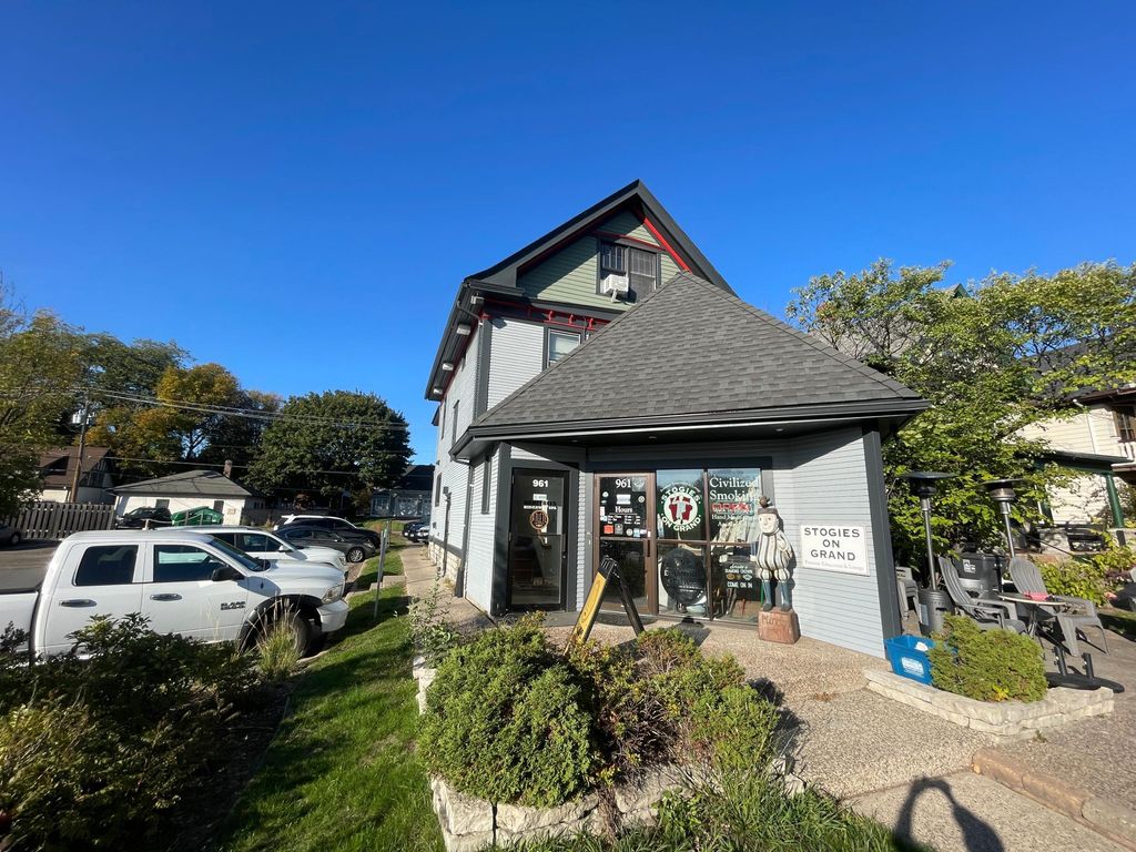 961 Grand Avenue, Saint Paul, MN 55105 — exterior