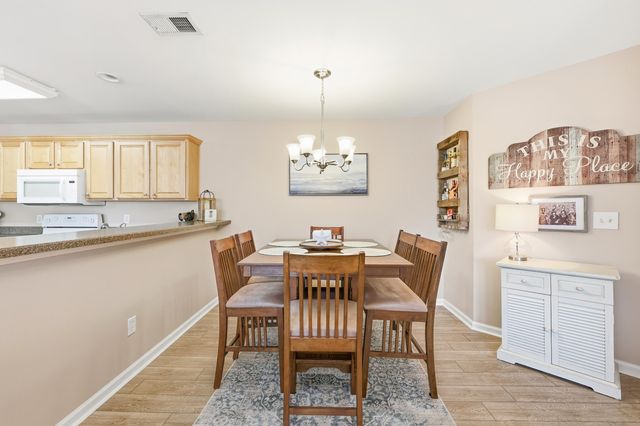 10 Logan Berry Ct Unit H, Murrells Inlet, SC 29576