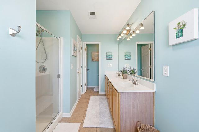 10 Logan Berry Ct Unit H, Murrells Inlet, SC 29576