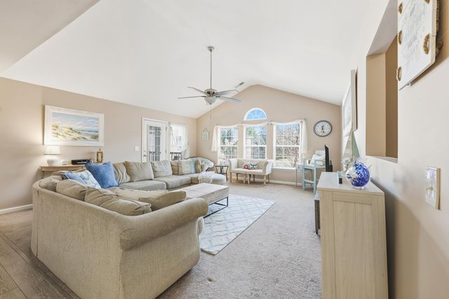 10 Logan Berry Ct Unit H, Murrells Inlet, SC 29576