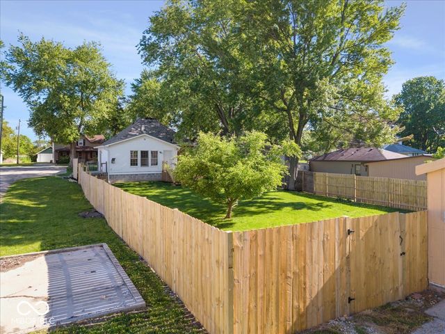 2917 Huntsville Road, Pendleton, IN 46064