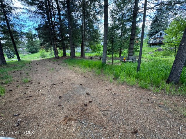 265 Campbell Loop, Laclede, ID 83841