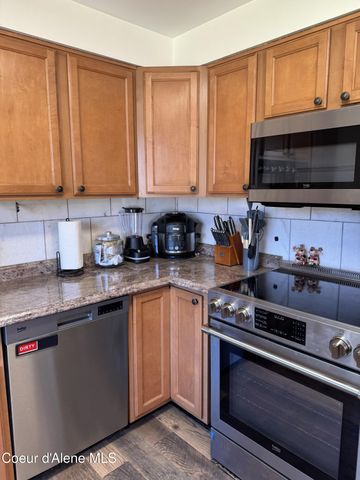 265 Campbell Loop, Laclede, ID 83841