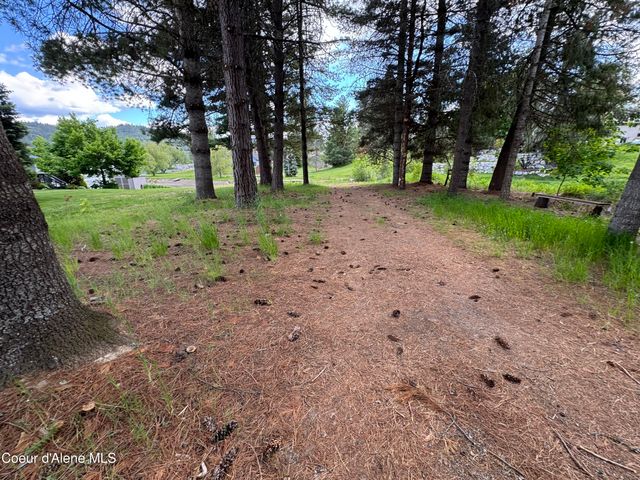 265 Campbell Loop, Laclede, ID 83841