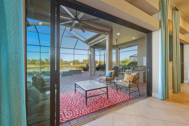 4711 BENITO COURT, Bradenton, FL 34211