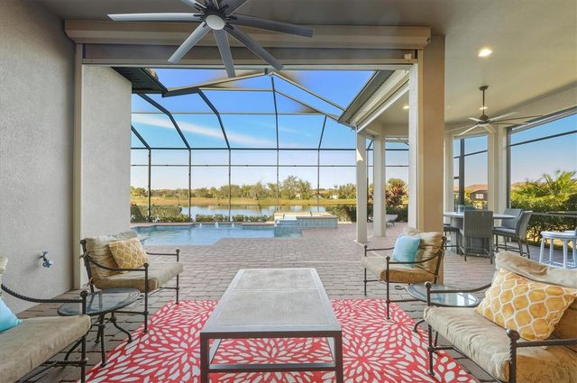 4711 BENITO COURT, Bradenton, FL 34211