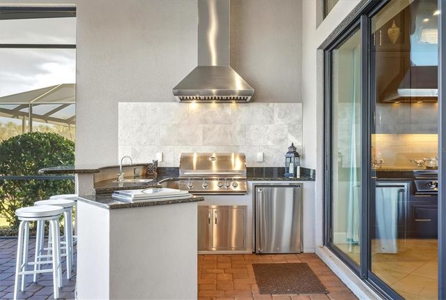 4711 BENITO COURT, Bradenton, FL 34211