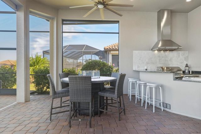 4711 BENITO COURT, Bradenton, FL 34211