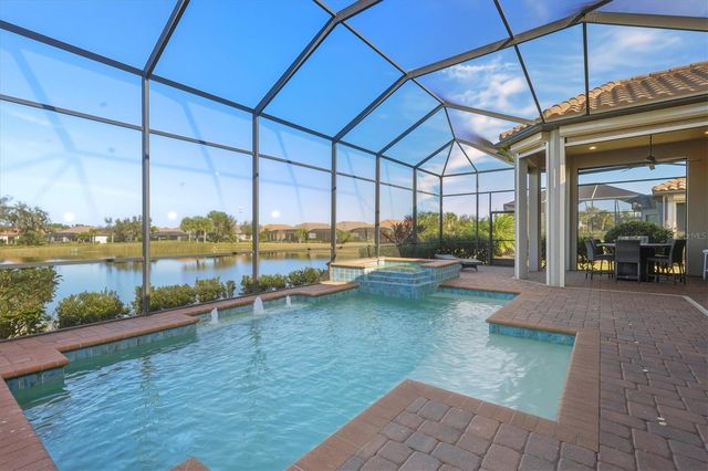 4711 BENITO COURT, Bradenton, FL 34211