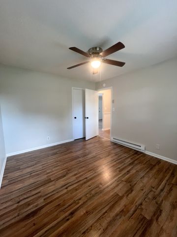 107 Tandy Dr Apt A, Clarksville, TN 37042