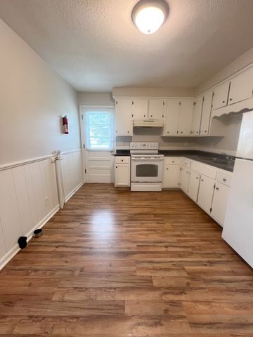 107 Tandy Dr Apt A, Clarksville, TN 37042