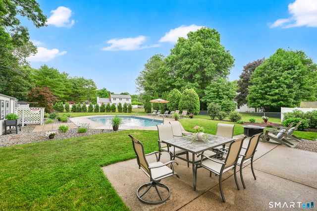 19 Kennedy Road, Manchester, CT 06042