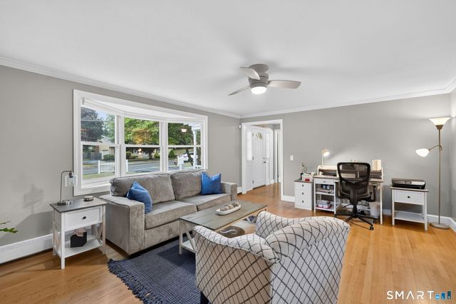 19 Kennedy Road, Manchester, CT 06042