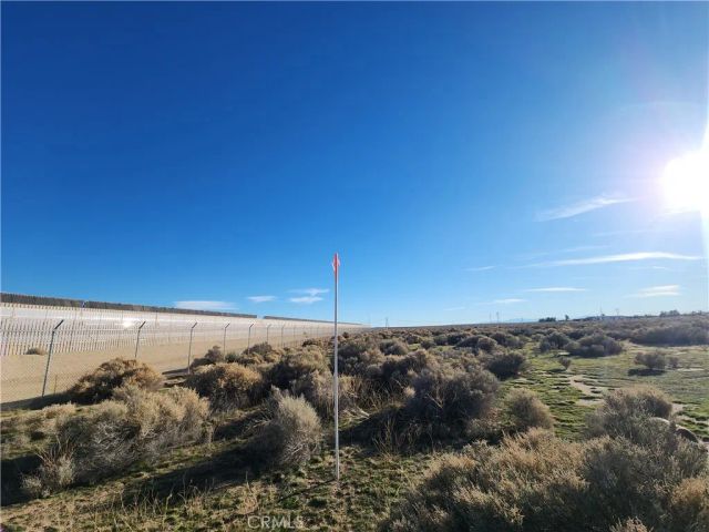 10 Edie, Hinkley, CA 92347
