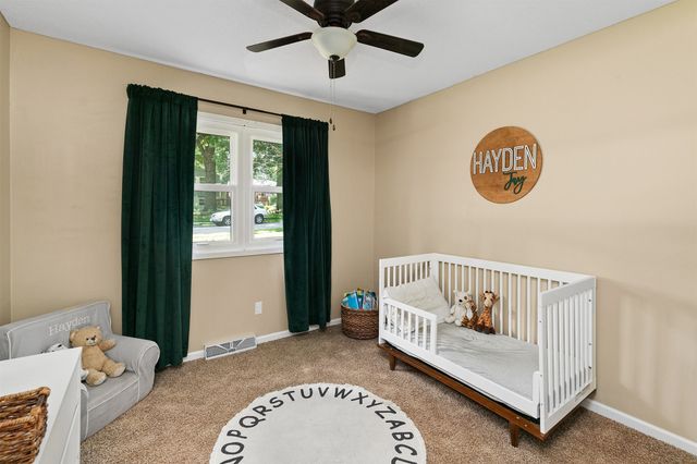 217 Jordan Drive, West Des Moines, IA 50265