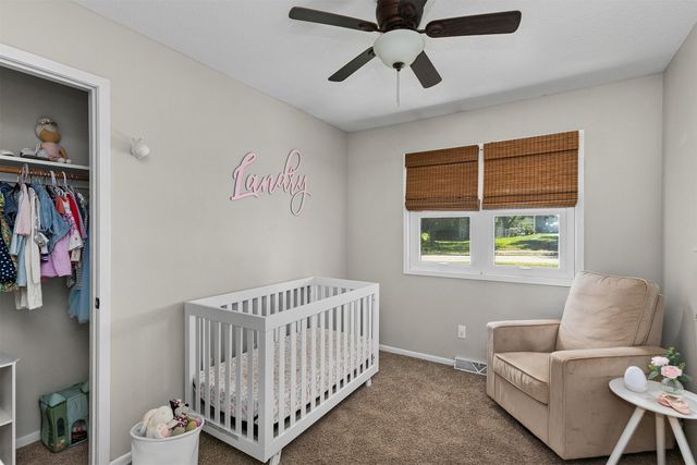 217 Jordan Drive, West Des Moines, IA 50265