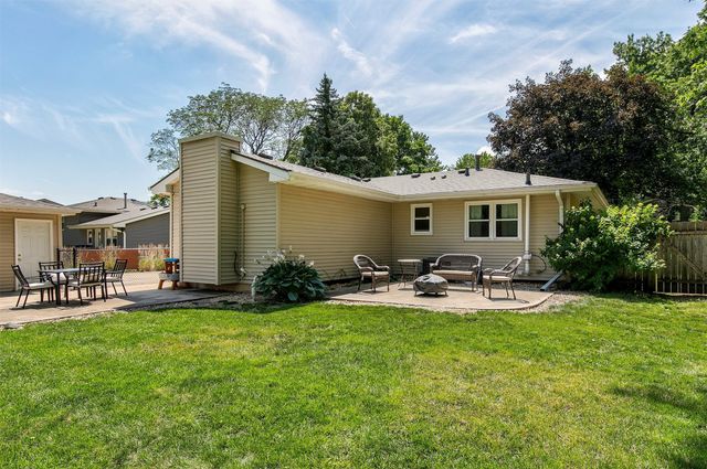 217 Jordan Drive, West Des Moines, IA 50265