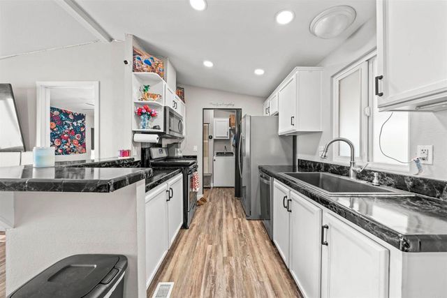 9902 Jamacha Boulevard SPC 81, Spring Valley, CA 91977