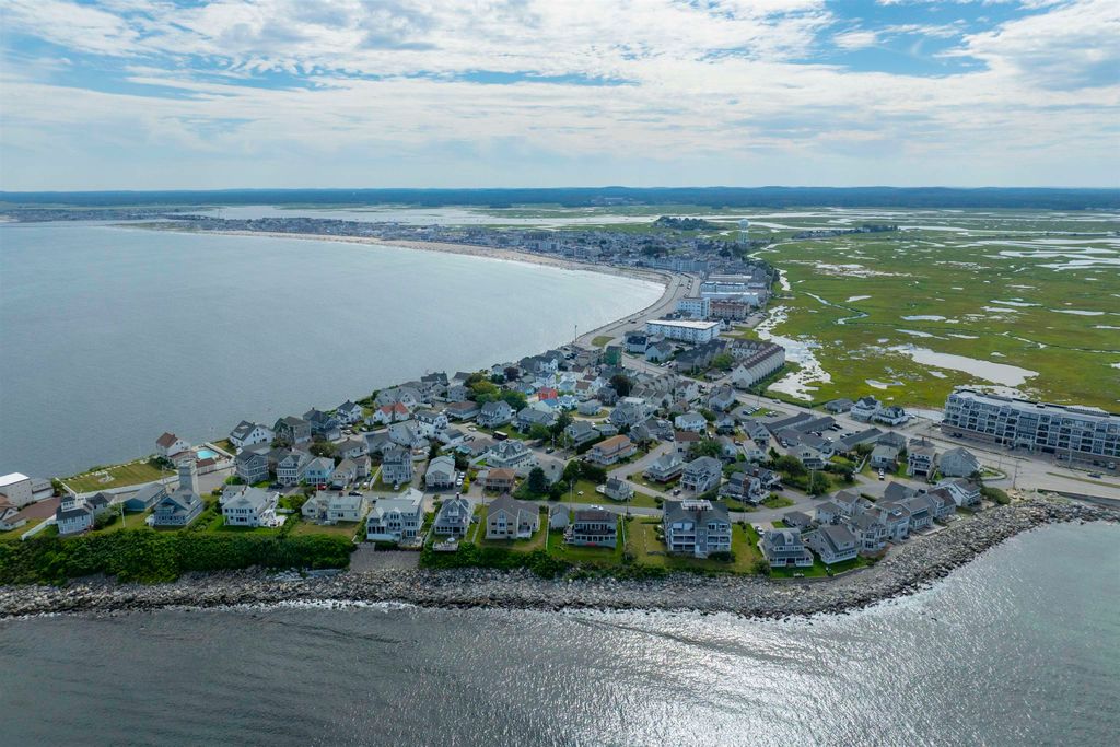 Image 2 of property listing at 23 Boar's Head Terrace, Hampton, NH 03842