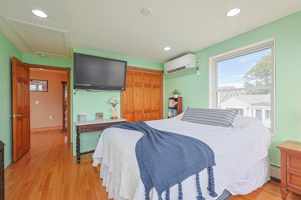Image 38 of property listing at 23 Boar's Head Terrace, Hampton, NH 03842