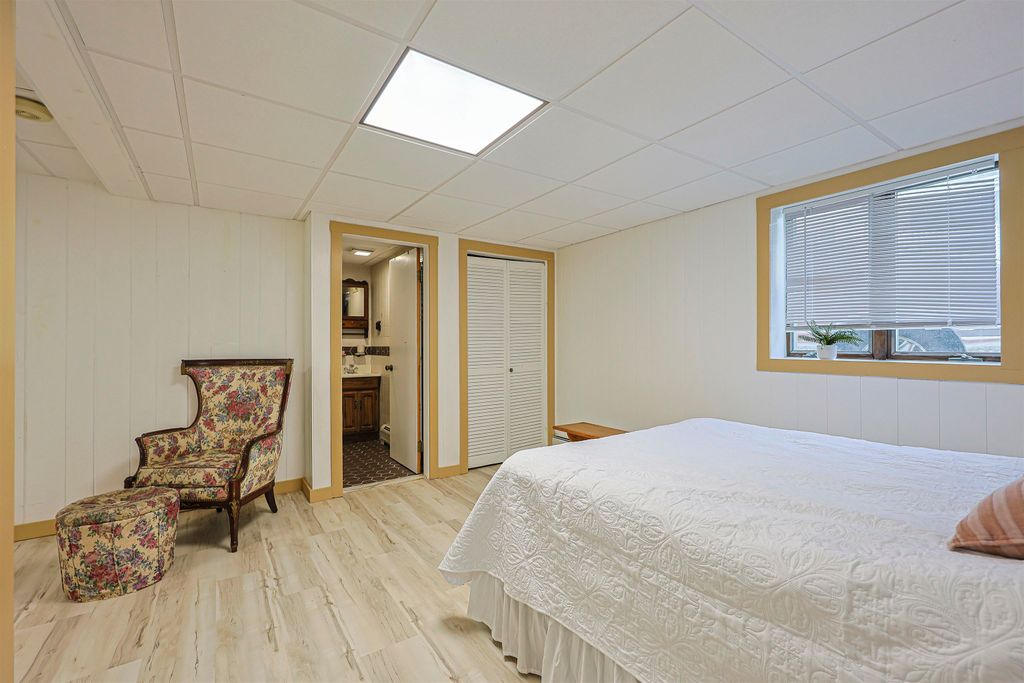 Image 43 of property listing at 23 Boar's Head Terrace, Hampton, NH 03842