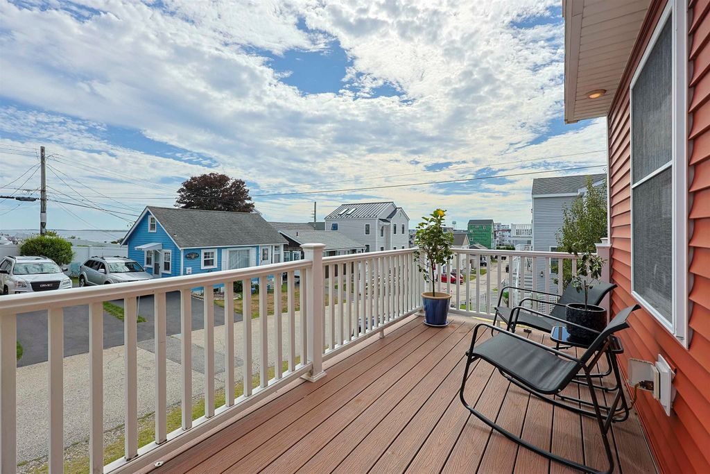 Image 44 of property listing at 23 Boar's Head Terrace, Hampton, NH 03842