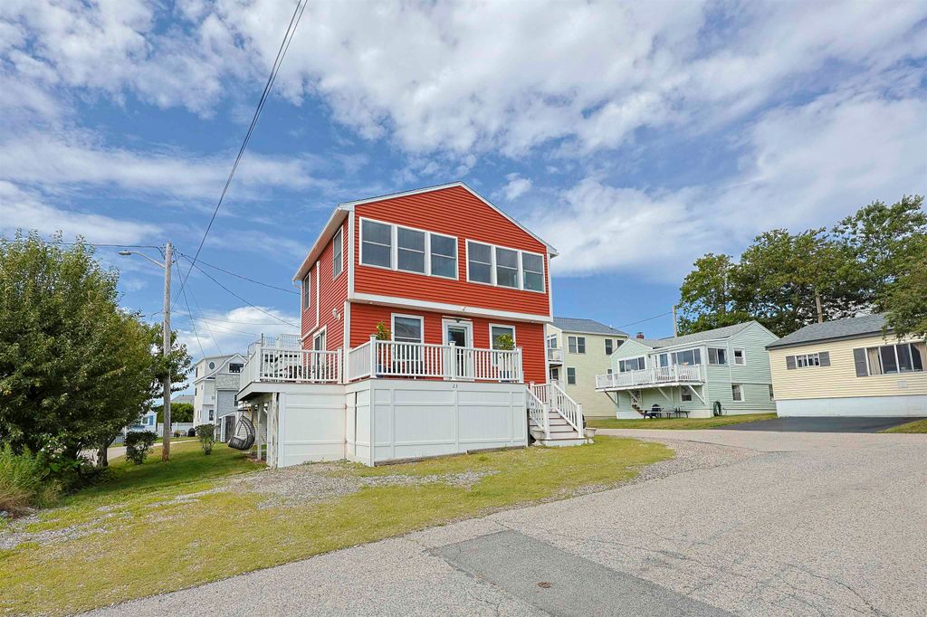 Image 46 of property listing at 23 Boar's Head Terrace, Hampton, NH 03842
