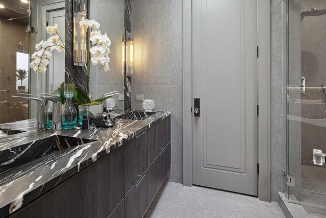 5415 N Ashland Avenue, Chicago, IL 60640