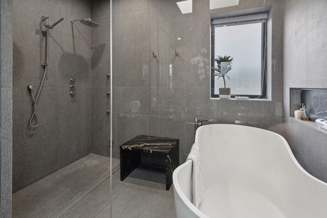 5415 N Ashland Avenue, Chicago, IL 60640