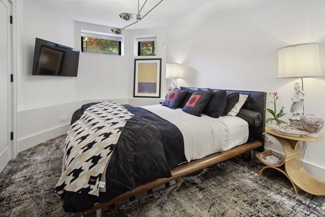 5415 N Ashland Avenue, Chicago, IL 60640